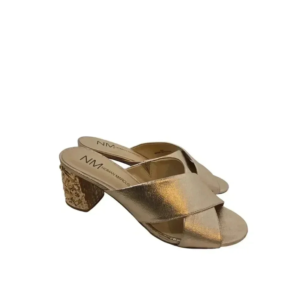 $259 Neiman Marcus Women's Gold Malvin Leather Jewel Sandals Shoes US 8 M